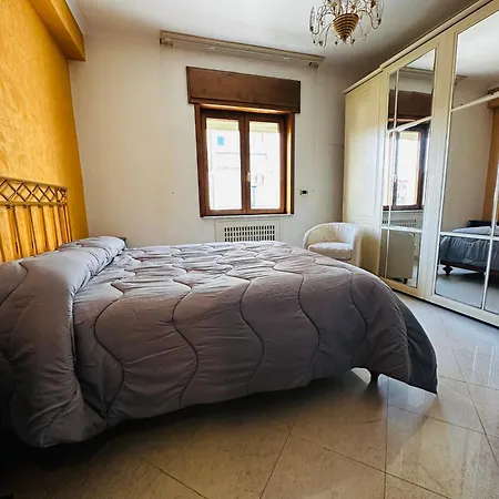 Διαμέρισμα Marina *